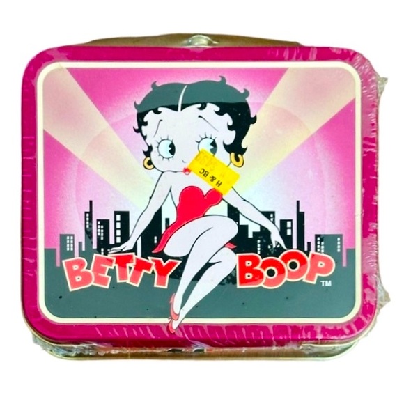 Betty Boop Accessories - 1997 Betty Boop Purse Lunch Box Tin Collectible